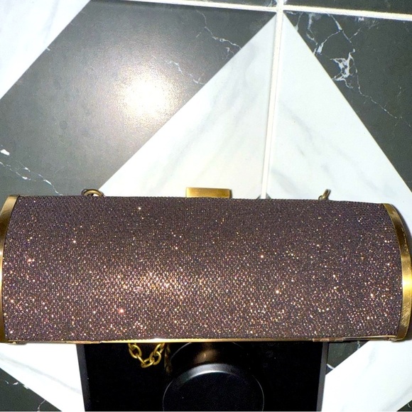 UNLISTED BLACK/DEEPS PINKS AND GOLD GLITTER OVAL CLUTCH WITH DETACHABLE CHAIN - Picture 10 of 12